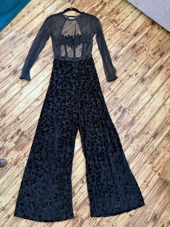 Victoria's Secret Black Sheer Bodice Floral Applique Velvet Jumpsuit - Picture 1 of 8